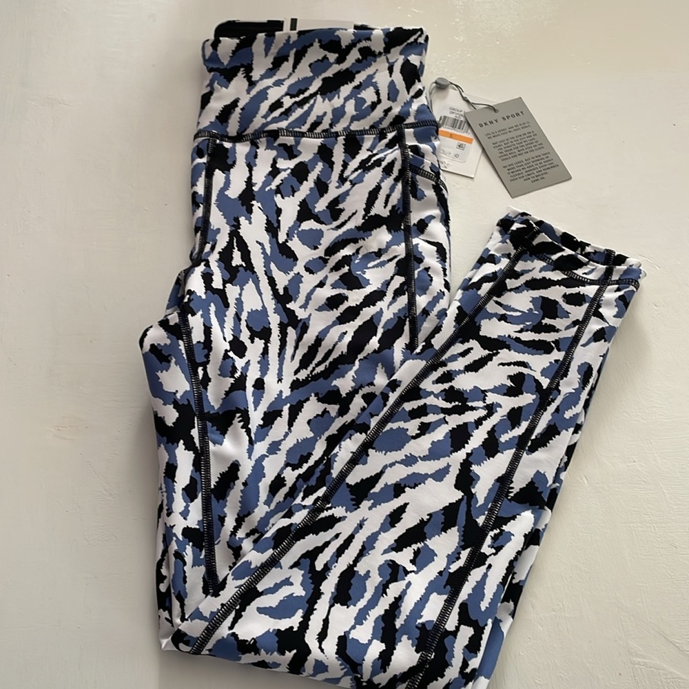 NWT DKNY Sport Yoga High Waist Leggings Size Small